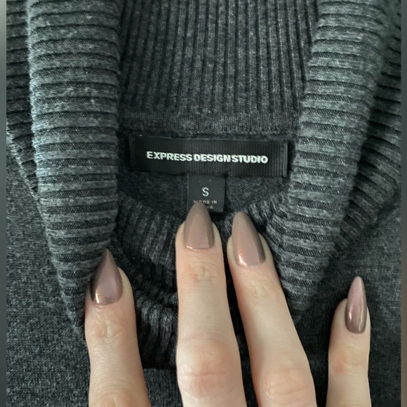 Express Design Studio Dark Grey Puff Short Sleeve Turtleneck Sweater Dress Sz S - Picture 3 of 3